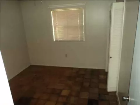 545 Wyatt Cir, Jackson, MS 39206 photo 5