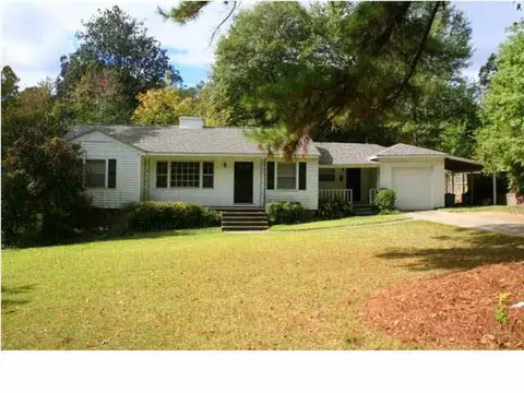 2011 Alta Woods Blvd, Jackson, MS 39204 photo 2