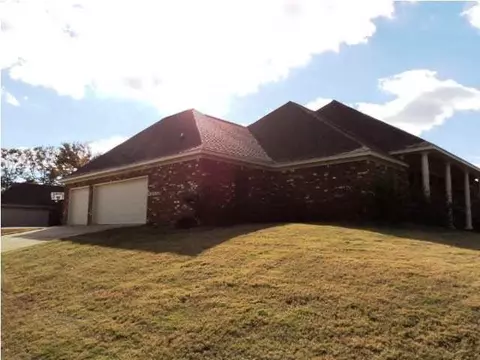 842 Creston Dr, Byram, MS 39272 photo 2