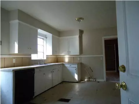 2519 Terry Rd, Jackson, MS 39204 photo 2