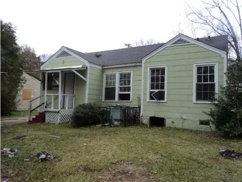 2703 Glenn St, Jackson, MS 39204 photo 2