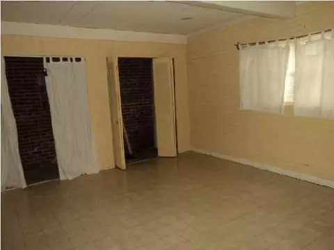 526 E Jefferson St, Kosciusko, MS 39090 photo 6