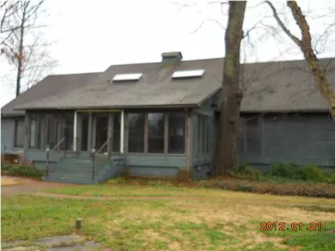 50027 Beaver Rd, Aberdeen, MS 39730 photo 2