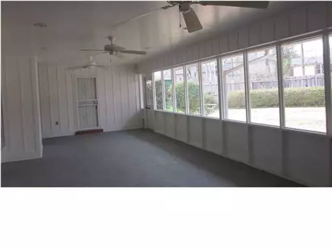 5725 Warwick, Jackson, MS 39211 photo 11