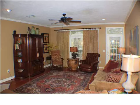 528 Bay Pointe Dr, Brandon, MS 39047 photo 5