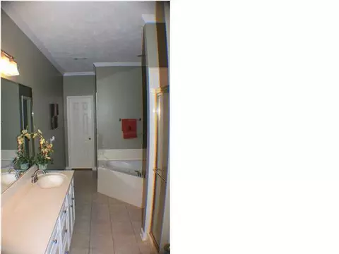 528 Bay Pointe Dr, Brandon, MS 39047 photo 9