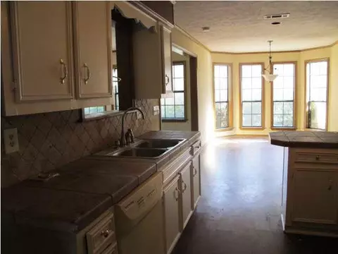 406 Parkway Rd, Brandon, MS 39047 photo 12