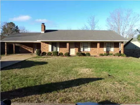 1328 Amarello Dr, Clinton, MS 39056 photo 1