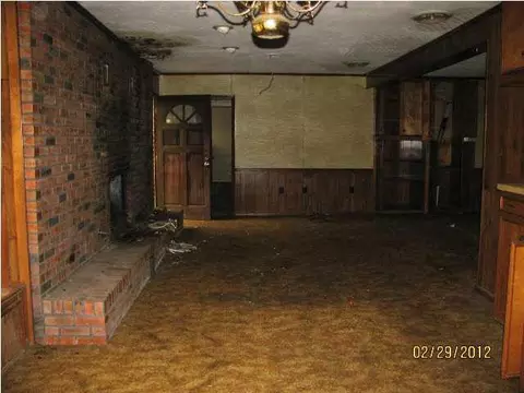 246 Sun, Jackson, MS 39211 photo 2