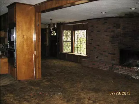 246 Sun, Jackson, MS 39211 photo 3
