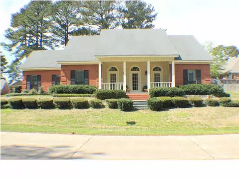 601 Bay Pointe Ln, Brandon, MS 39047 photo 1