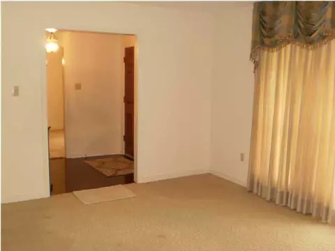 1060 Briarfield Rd, Jackson, MS 39211 photo 4