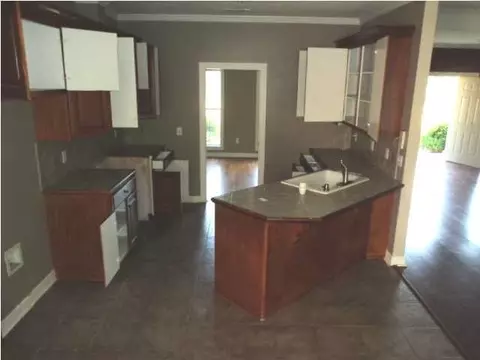 396 Devonport Cir, Raymond, MS 39154 photo 5