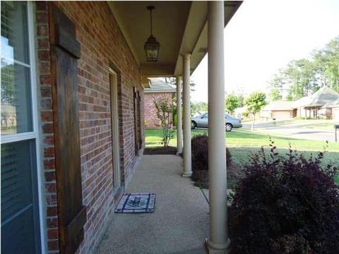 427 Pinebrook Cir, Brandon, MS 39047 photo 17