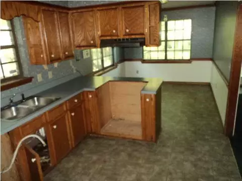8096 Springridge Rd, Terry, MS 39170 photo 5