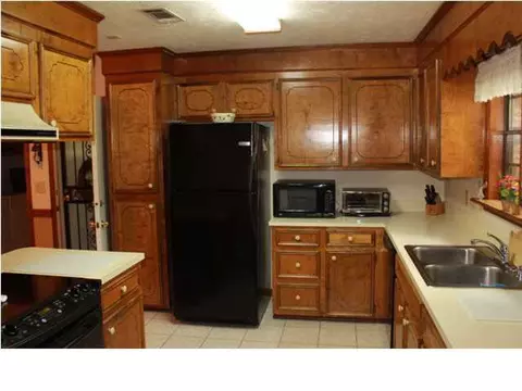 181 Blackmon Rd, Byram, MS 39272 photo 9