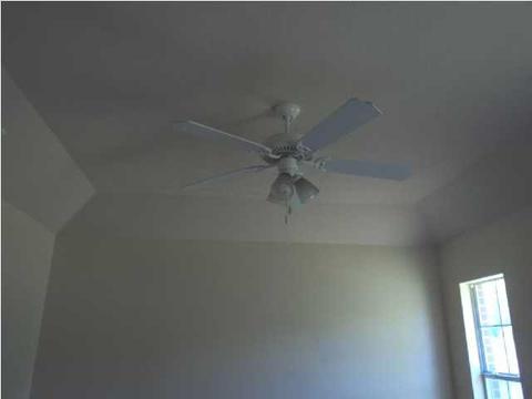 655 Falcon Ln, Florence, MS 39073 photo 9