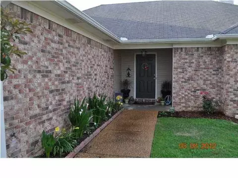 253 August Dr, Brandon, MS 39042 photo 3