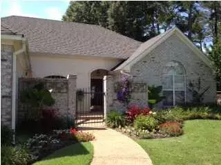 211 Lighthouse Ln, Brandon, MS 39047 photo 1