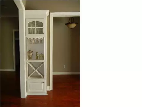 110 Bainbridge Bnd, Canton, MS 39046 photo 8
