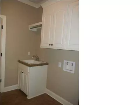 110 Bainbridge Bnd, Canton, MS 39046 photo 12