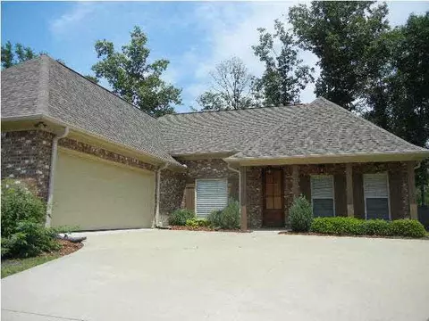 110 Bainbridge Bnd, Canton, MS 39046 photo 1