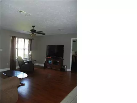 112 Kirk Cir, Flora, MS 39071 photo 3