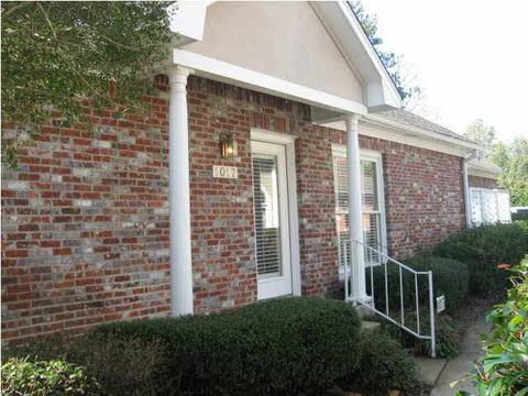 1017 Bayridge Dr, Jackson, MS 39211 photo 2