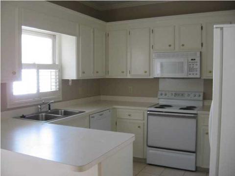 1017 Bayridge Dr, Jackson, MS 39211 photo 4