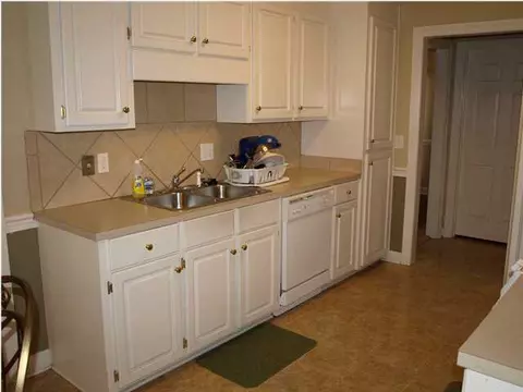 224 Seminole Cir, Terry, MS 39170 photo 8