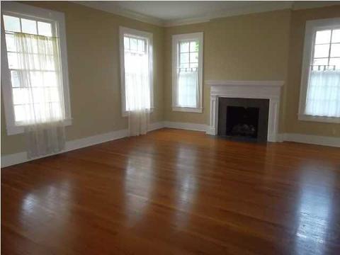 137 E Academy St, Canton, MS 39046 photo 2
