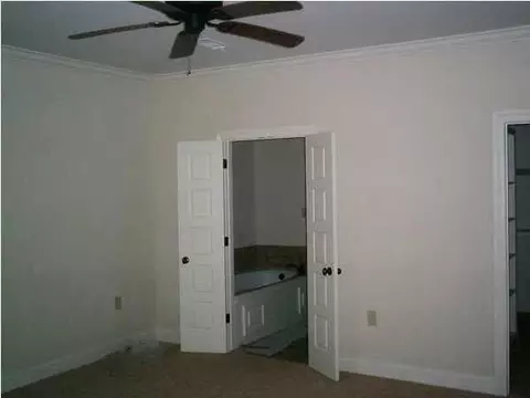 131 Jackson St, Flora, MS 39071 photo 4
