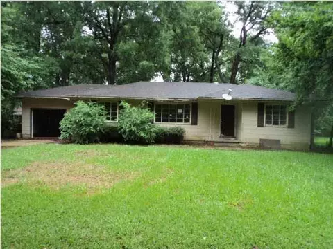 3366 Charleston Dr, Jackson, MS 39212 photo 1