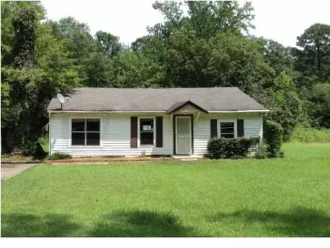 3304 Whitten Dr, Jackson, MS 39212 photo 1