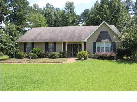 230 Bryan Cv, Byram, MS 39272 photo 2