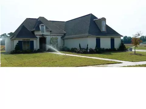 132 Sweetbriar Dr, Canton, MS 39046 photo 2