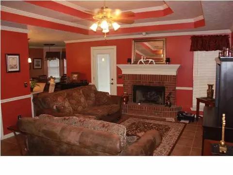 513 Golden Eagle Dr, Byram, MS 39272 photo 4