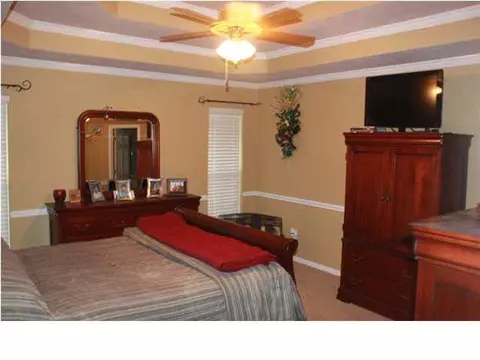 513 Golden Eagle Dr, Byram, MS 39272 photo 9