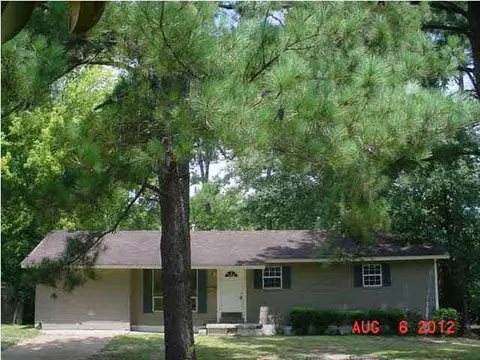 1564 Maria Dr, Jackson, MS 39204 photo 1