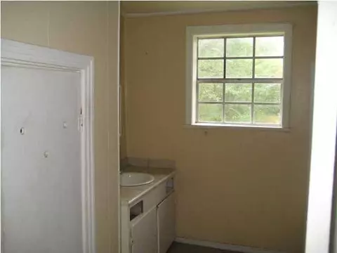 2356 Hickory Dr, Jackson, MS 39204 photo 7