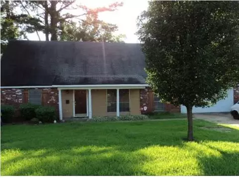 5255 Sunnyvale Dr, Jackson, MS 39211 photo 1