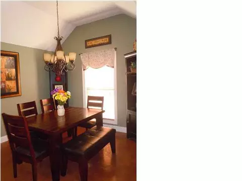 121 Blackstone Cir, Brandon, MS 39047 photo 3