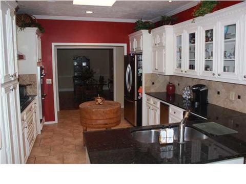 704 Forest Point Dr, Brandon, MS 39047 photo 11