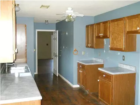 60009 Stagecoach Dr, Amory, MS 38821 photo 2