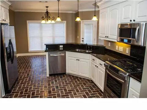 401 Copper Ridge Dr, Florence, MS 39073 photo 9