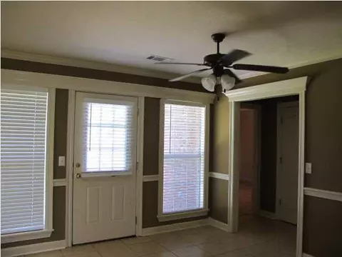 140 Torrence Cv, Byram, MS 39272 photo 6