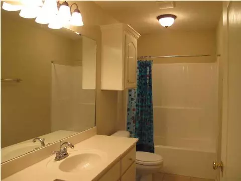 140 Torrence Cv, Byram, MS 39272 photo 11