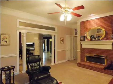 306 Colonial Dr, Madison, MS 39110 photo 4