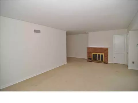 155 Alta Woods Blvd, Jackson, MS 39204 photo 5