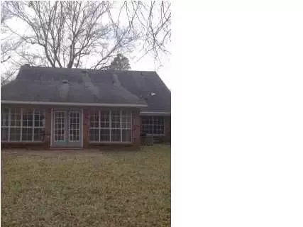 1811 Gloucester Pl, Clinton, MS 39056 photo 3